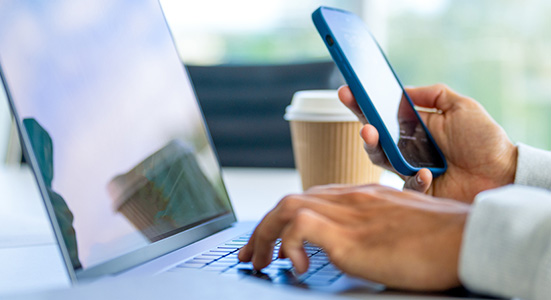how-to-send-and-receive-a-wire-transfer-thumbnail how-to-send-and-receive-a-wire-transfer-thumbnail
