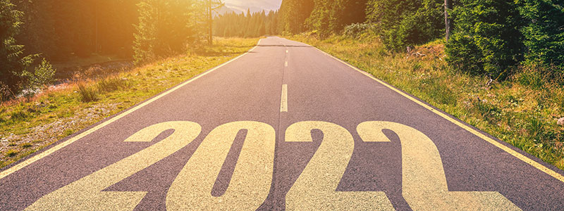 Road to the horizon with 2022 written on it