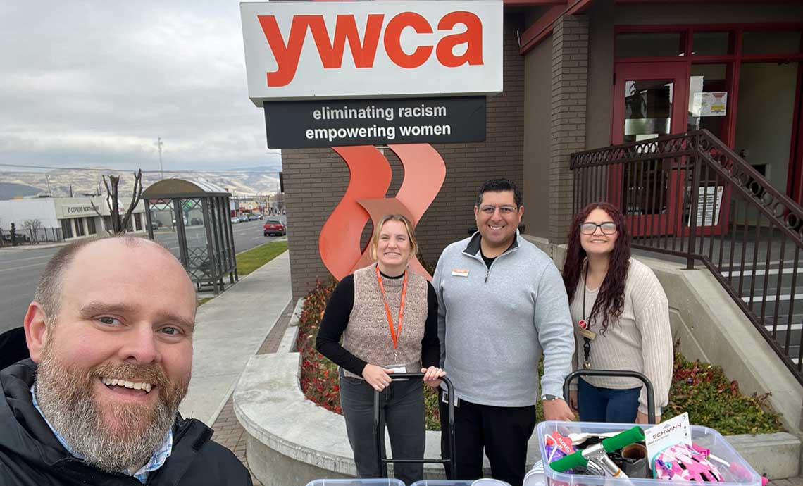 ywca 1140 x 700